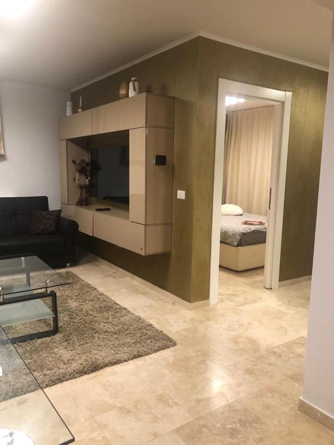 포이아나브라소프 Apartament Nicolle 아파트 외부 사진